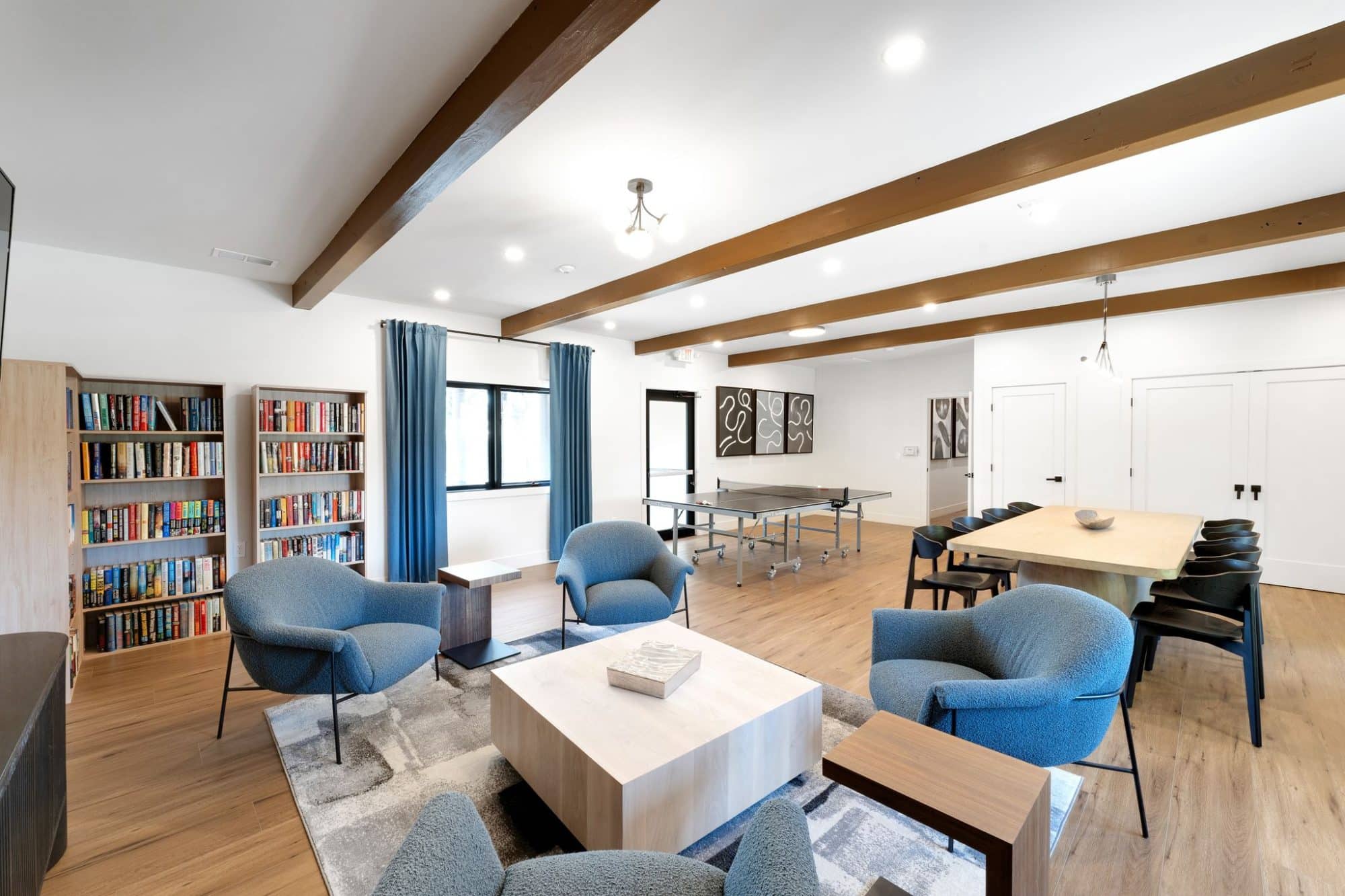 73 4465 Boca Way Reno NV 89502 USA Living room A7403886